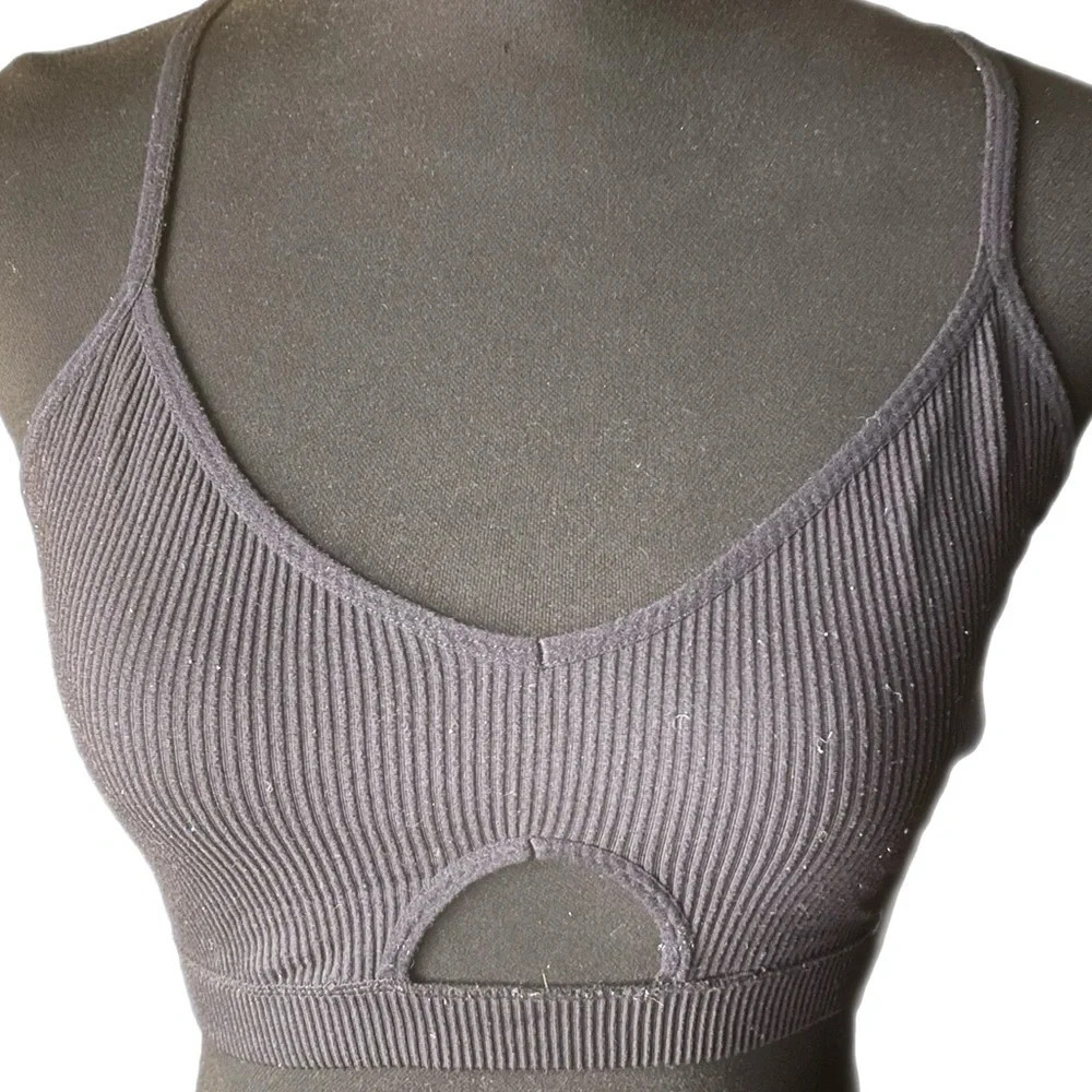 Colsie Size Large Color Black Sports Bra